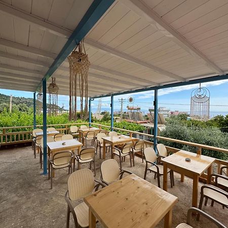 Guesthouse Rondo Himare Exterior photo
